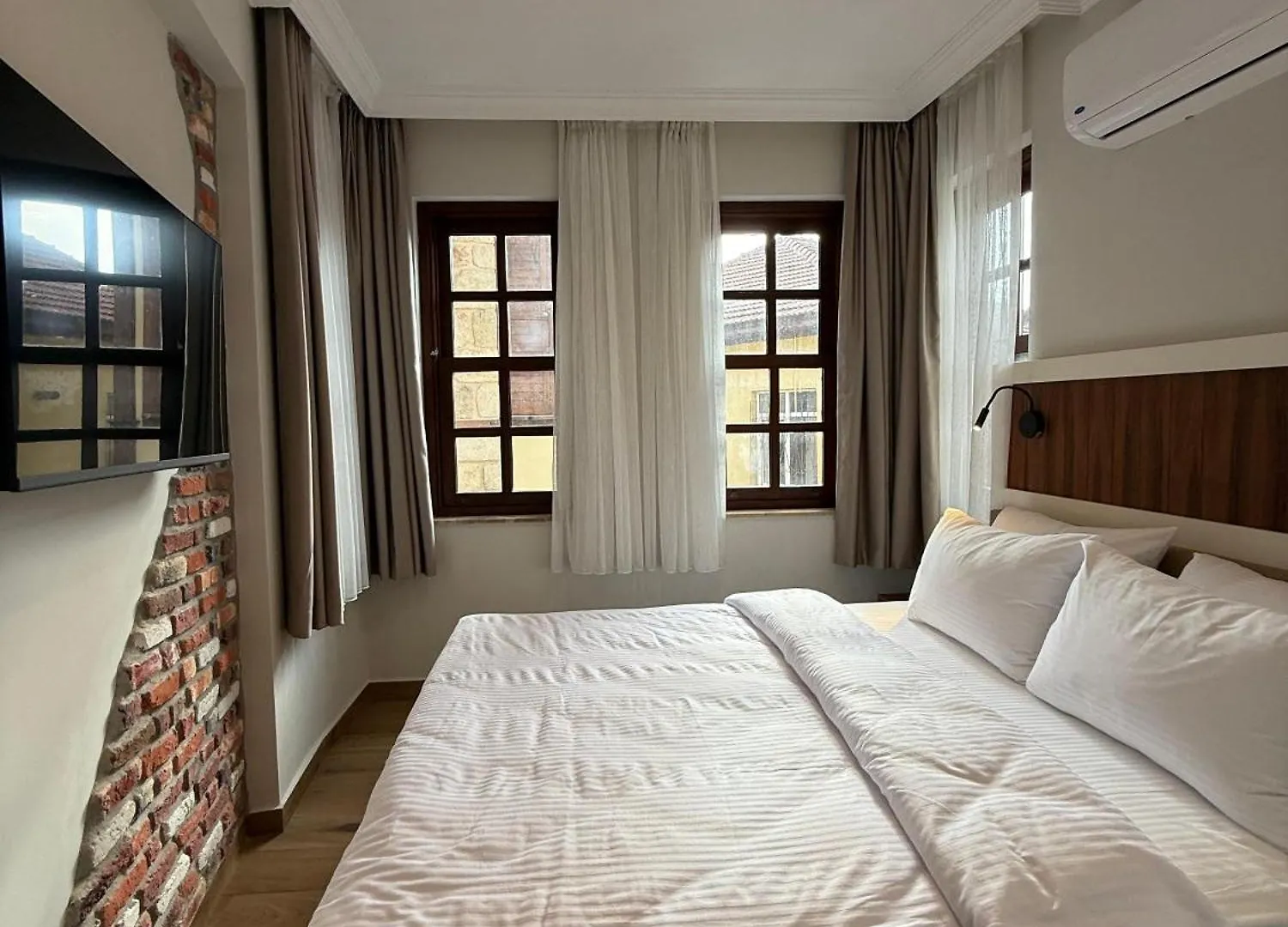 فندق Adria Inn أنطاليا